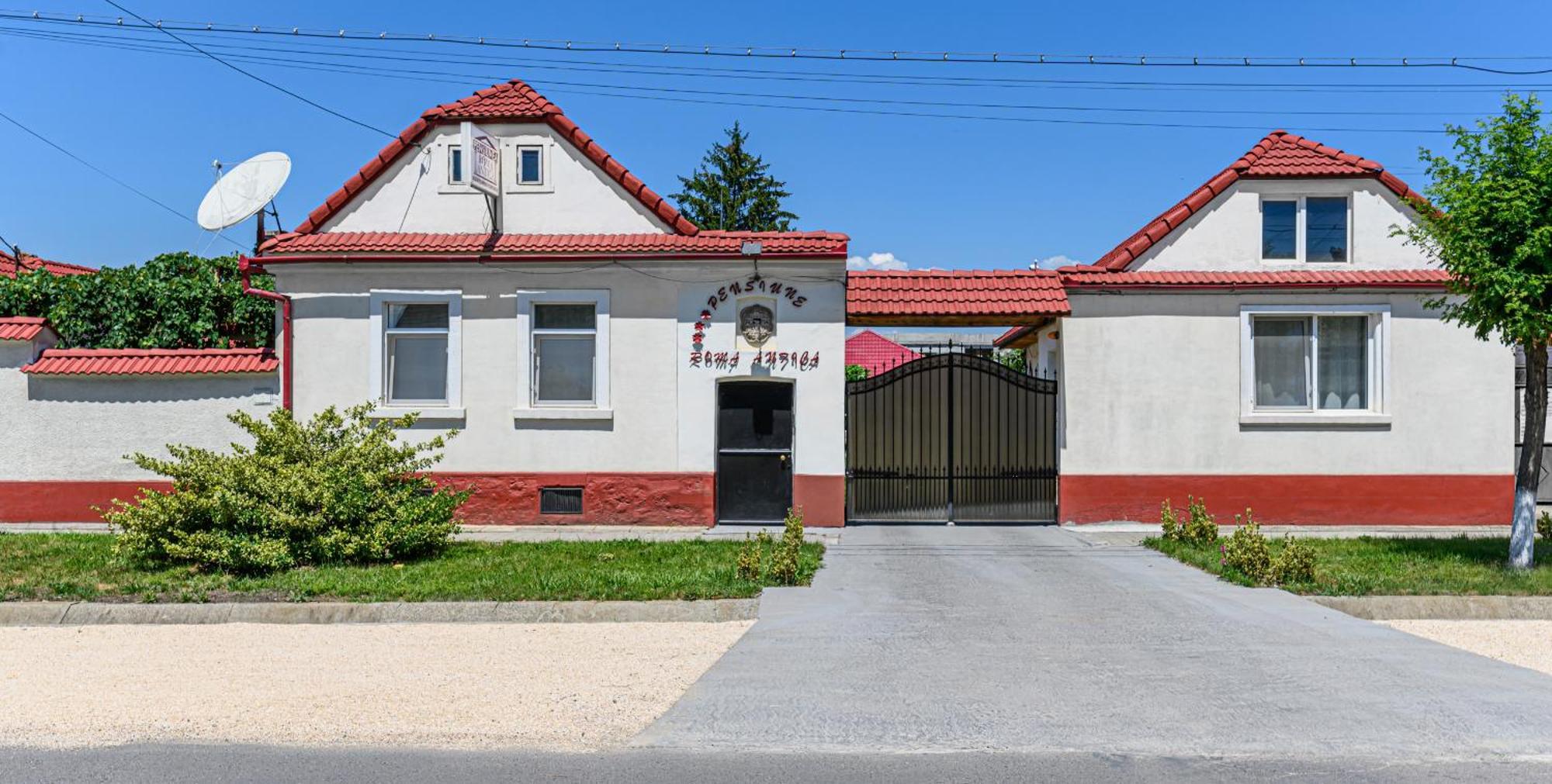 Pensiunea Roma Antica Hărman Екстериор снимка